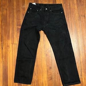 Black 505 Levi’s